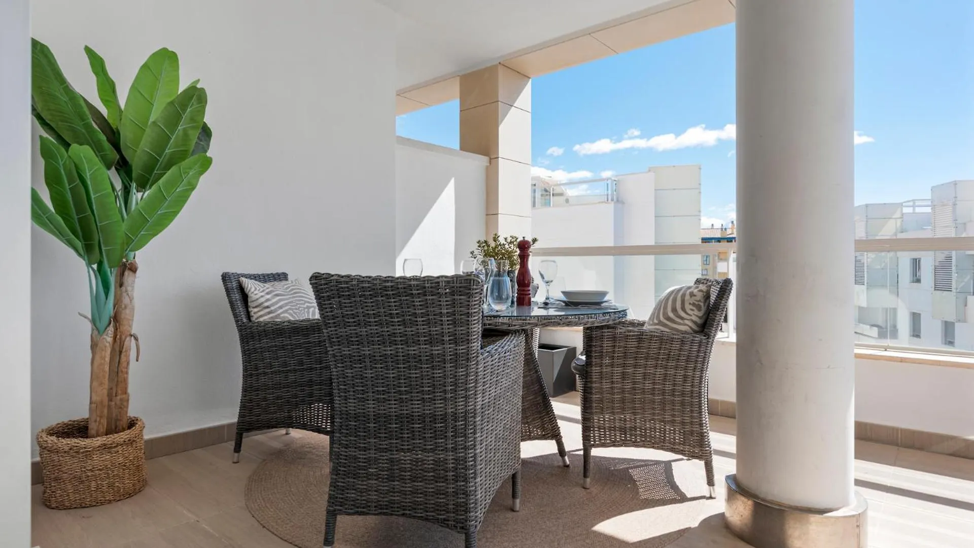 Modern Apartment In San Pedro By Costarentals - M34 Marbella